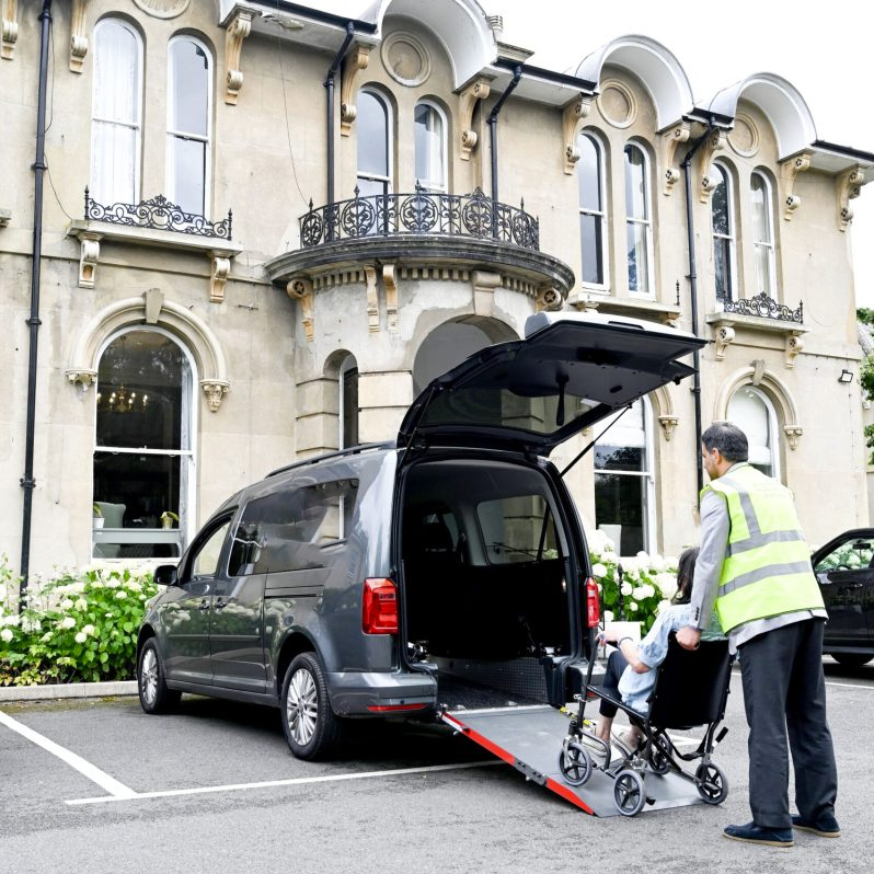 Minicabs with Child Seats