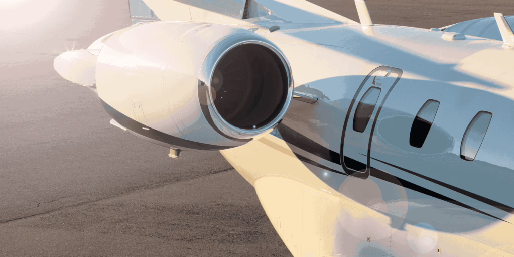 Flight Monitoring Service by Best Taxis from Gatwick to Kingston